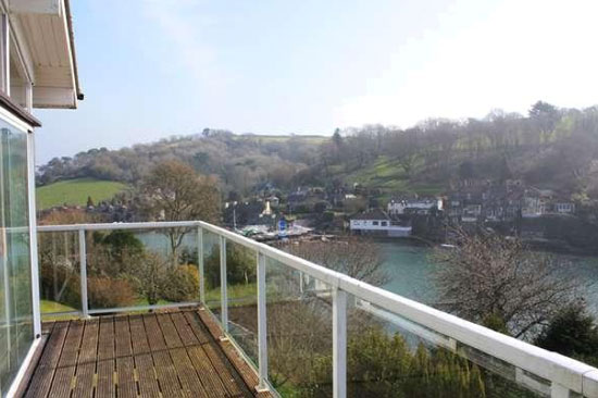 1960s three-bedroom waterfront property in Newton Ferrers, South Devon