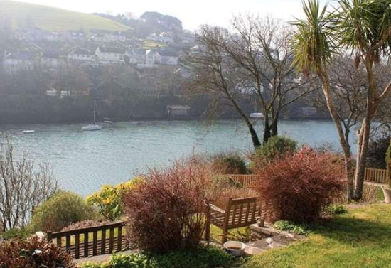 1960s three-bedroom waterfront property in Newton Ferrers, South Devon