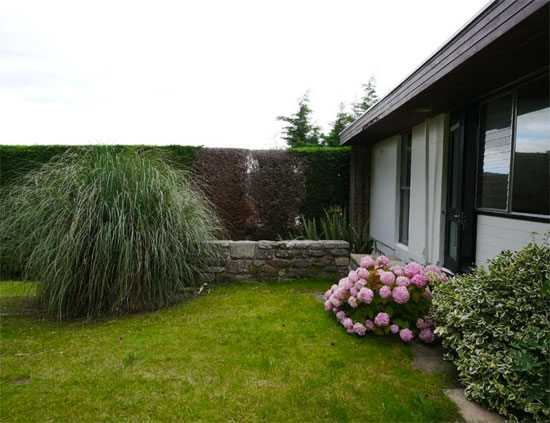 1960s Thomas Glyn Jones and John R Evans-designed modernist property in Dinas Powys, South Wales