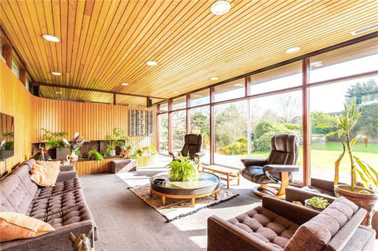 1960s modernist property in Ditchling, East Sussex