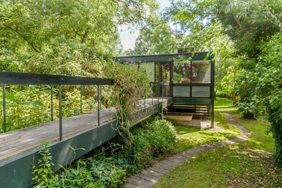 1960s Fielding and Morrison modernist property in Dorchester on Thames, Oxfordshire