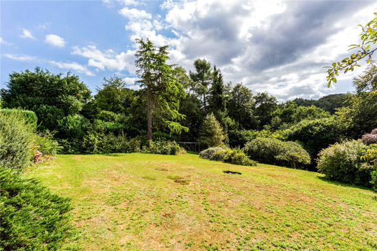 1960s modernist property in Dorking, Surrey