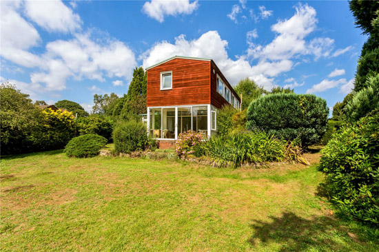 1960s modernist property in Dorking, Surrey