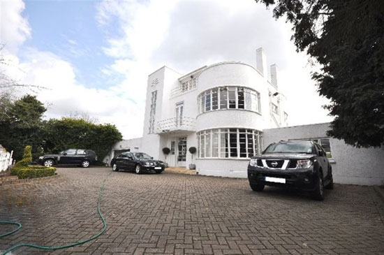 On the market: Grade II-listed Charles Evelyn Simmons-designed six-bedroom art deco house in Downage, London NW4