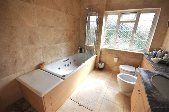 down5 Grade II-listed Charles Evelyn Simmons-designed six-bedroom art deco house in Downage, London NW4