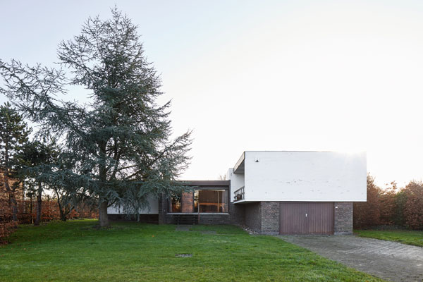 1970s E. Spiessens modern house in Duffel, Belgium