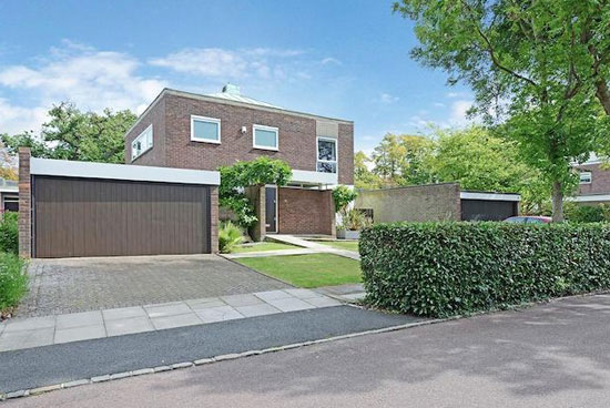 On the market: 1960s Manfred Bresgen-designed modernist property in Dulwich, London SE21