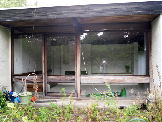 dun3 1960s architect-designed modernist house in Dundee, Scotland