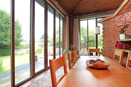 1950s Robert Townsend-designed Garden Ground property in Salisbury, Wiltshire