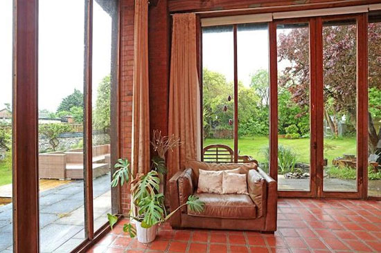 1950s Robert Townsend-designed Garden Ground property in Salisbury, Wiltshire