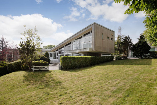 1960s Elbury Hall by Mervyn Seal in Brixham, Devon