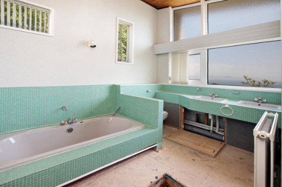1960s Elbury Hall by Mervyn Seal in Brixham, Devon