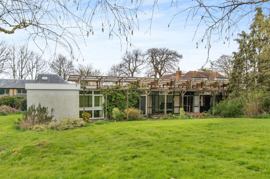 1950s modern house in East Farleigh, Maidstone, Kent