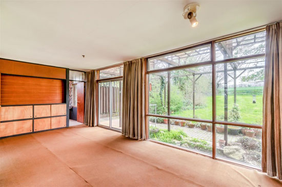 1950s modern house in East Farleigh, Maidstone, Kent