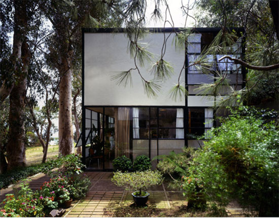 The World of Charles and Ray Eames at The Barbican © Eames Office LLC