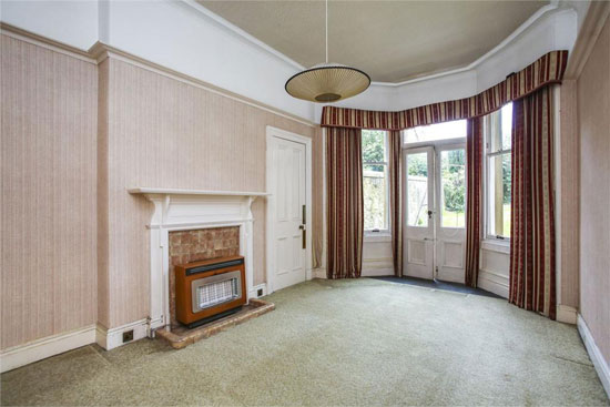 Time capsule terraced house in Newington, Edinburgh