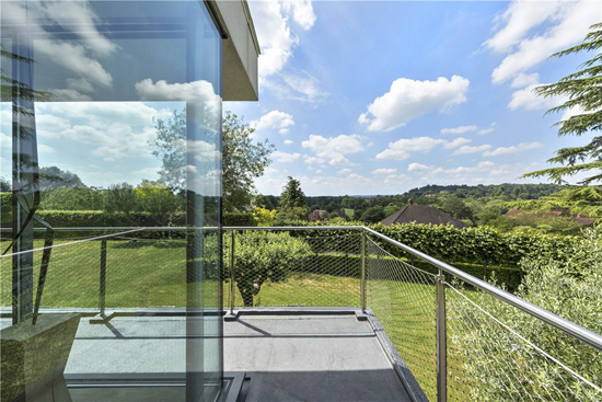 Elspeth Beard modernist property in Guildford, Surrey