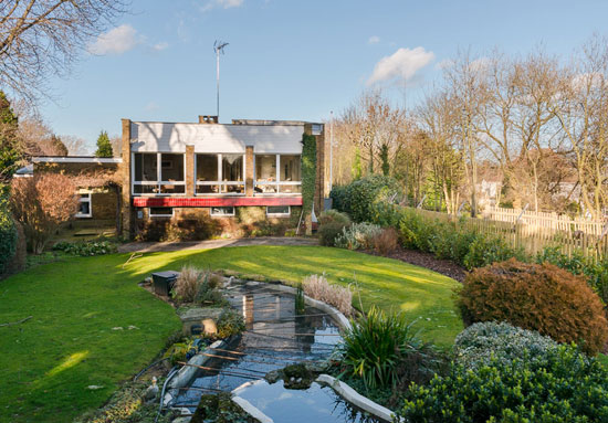 1970s William Wilkinson-designed modernist property in Enfield, Greater London