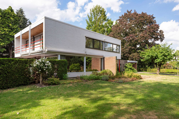 1960s modern house in Enschede, Holland