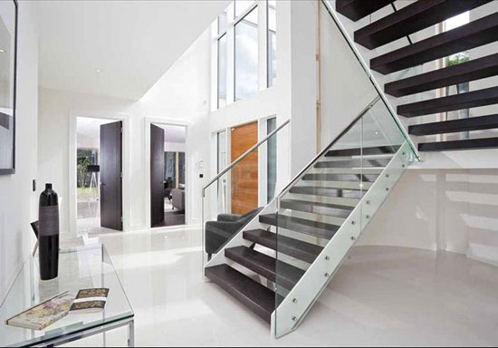 Robin Crane-designed contemporary modernist property in Esher, Surrey