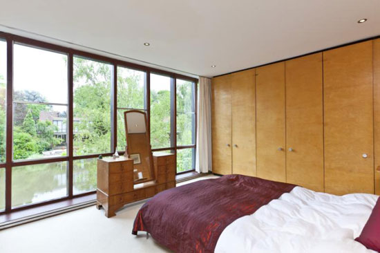 1970s Royston Summers-designed five bedroom modernist house in Esher, Surrey