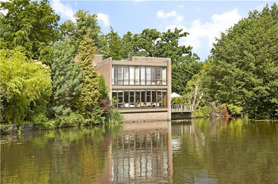 On the market: 1970s Royston Summers-designed lakeside modernist property in Esher, Surrey