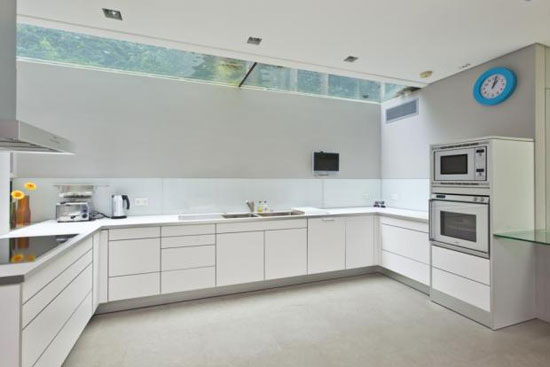esher4 Five bedroom modernist Esher House property in Esher, Surrey