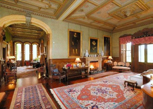 eye3 17-bedroom Ayton Castle in Eyemouth, Berwickshire