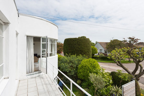 1930s Oliver Hill-designed art deco property in Frinton-on-Sea, Essex