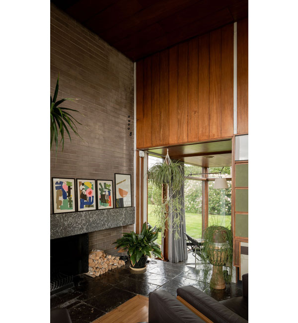 1950s Farnley Hey modern house in Farnley Tyas, West Yorkshire