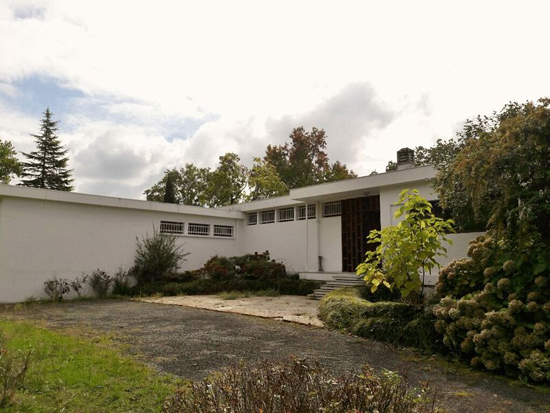 Affordable modernism: 1970s three-bedroom property in Salies-de-Bearn, south west France