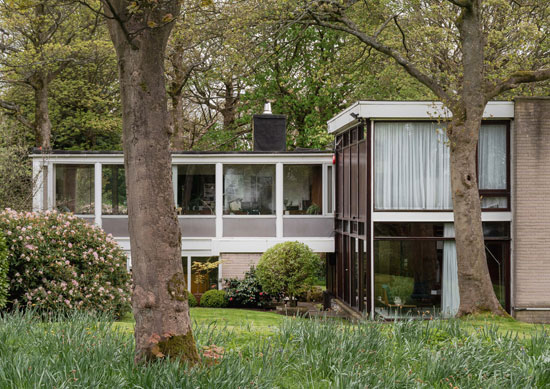 1950s Farnley Hey modern house in Farnley Tyas, West Yorkshire