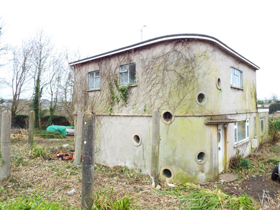 Art deco renovation project: Four-bedroom property in Frome, Somerset