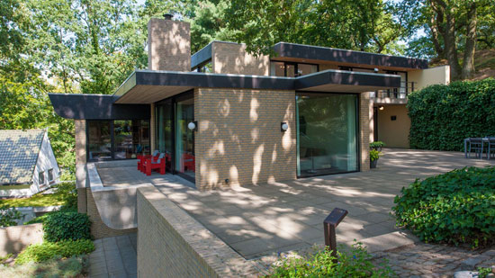 1970s Huub Debije modern house in Nuth, Holland