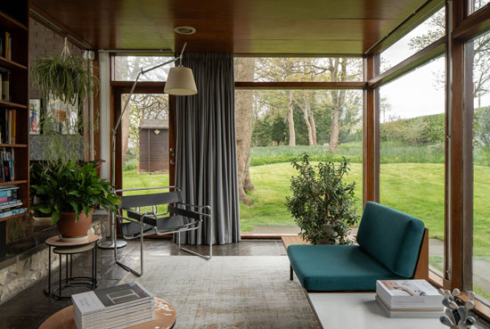 1950s Farnley Hey modern house in Farnley Tyas, West Yorkshire