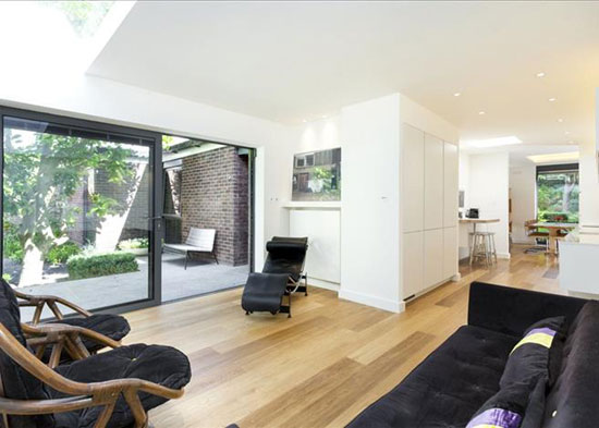 1960s Austin Vernon & Partners-designed midcentury property on the Dulwich Estate, London SE21