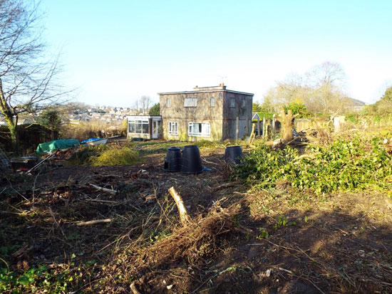 Art deco renovation project: Four-bedroom property in Frome, Somerset