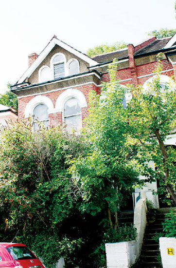floyd2 Three-storey property in Stanhope Gardens, Highgate, London N6 - the house where Pink Floyd was formed