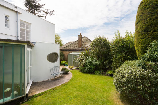 1930s Oliver Hill-designed art deco property in Frinton-on-Sea, Essex