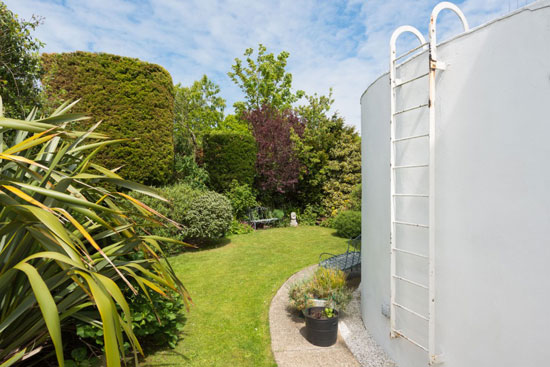 1930s Oliver Hill-designed art deco property in Frinton-on-Sea, Essex