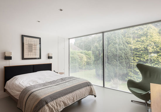 1960s Peter Foggo and David Thomas-designed modernist property in Holyport, Berkshire