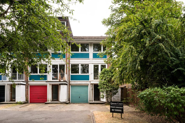 1960s Rodney J Allen modernist townhouse in Beckenham, London BR3