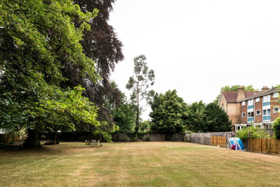 1960s Rodney J Allen modernist townhouse in Beckenham, London BR3