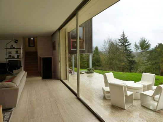 1960s Jacques Rabinel-designed modernist property in Aubergenville, central France