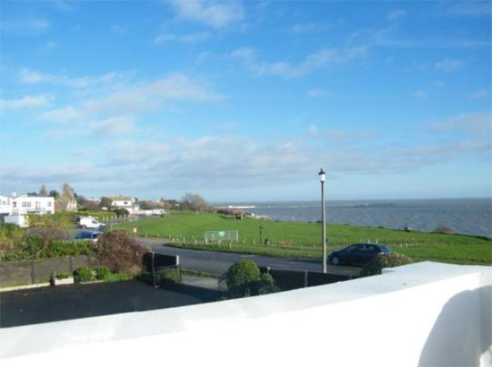 Contemporary art deco-inspired property in Frinton-On-Sea, Essex