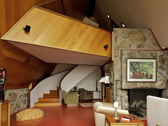 1970s Frank Lloyd Wright-inspired property in Canaan, New York State, USA