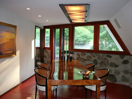1970s Frank Lloyd Wright-inspired property in Canaan, New York State, USA