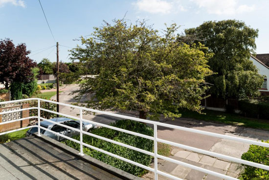 1930s Oliver Hill art deco property in Frinton-On-Sea, Essex