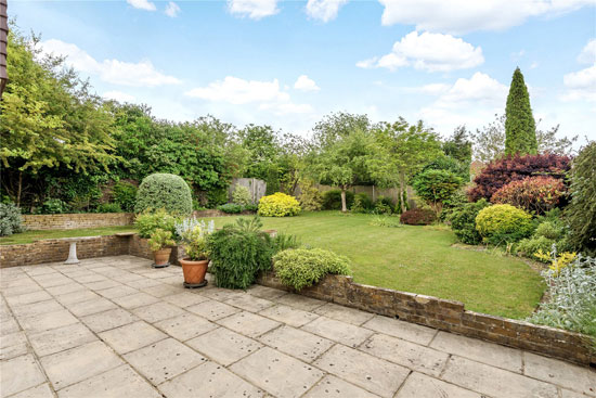 1960s Fry, Drew & Partners midcentury modern house in Kemsing, Sevenoaks, Kent