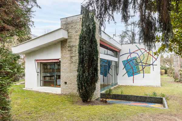 Claude Parent’s 1950s Maison G in Ville-d’Avray, Paris, France